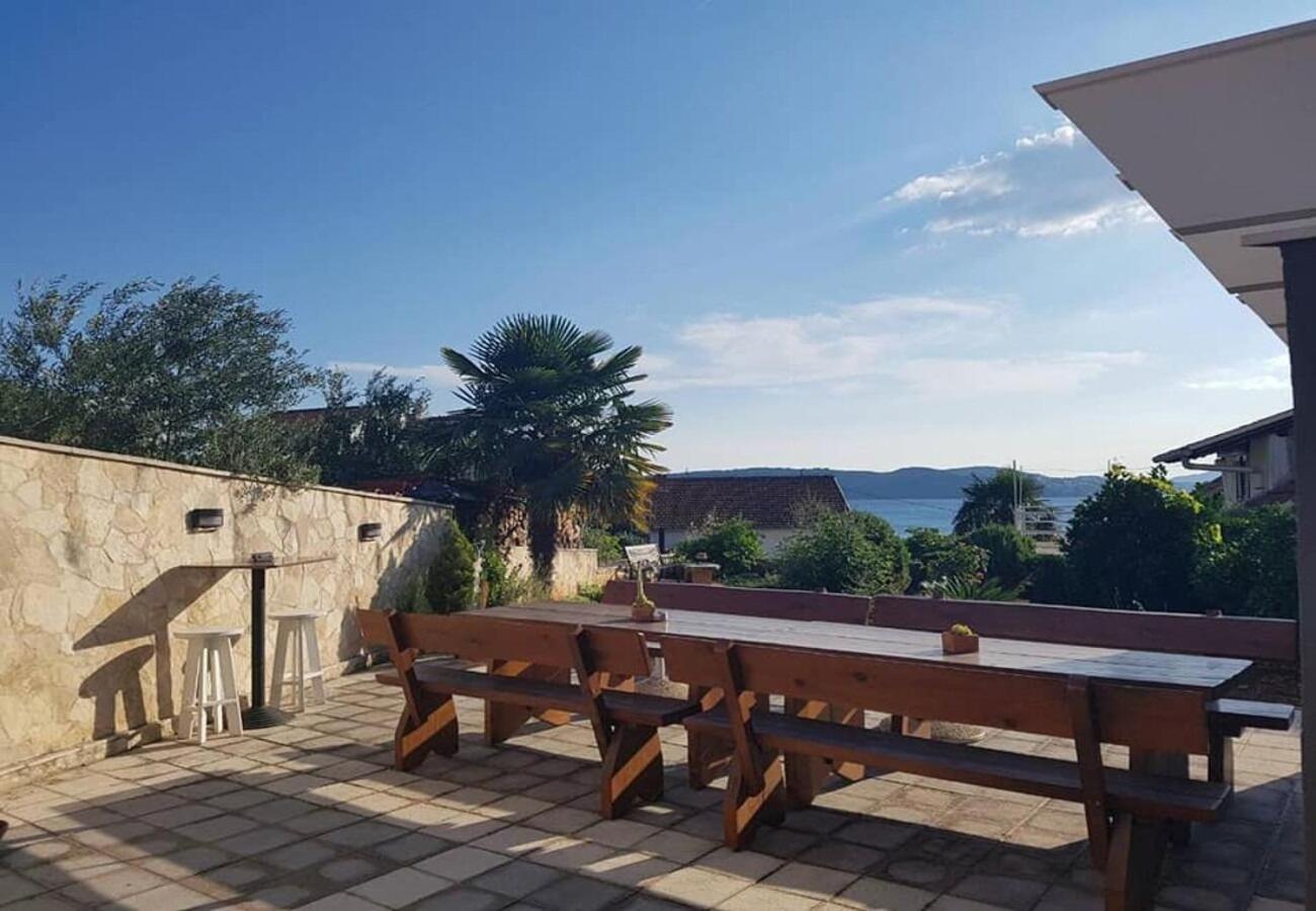 Apartments Javi - Free Private Parking Trogir Eksteriør bilde