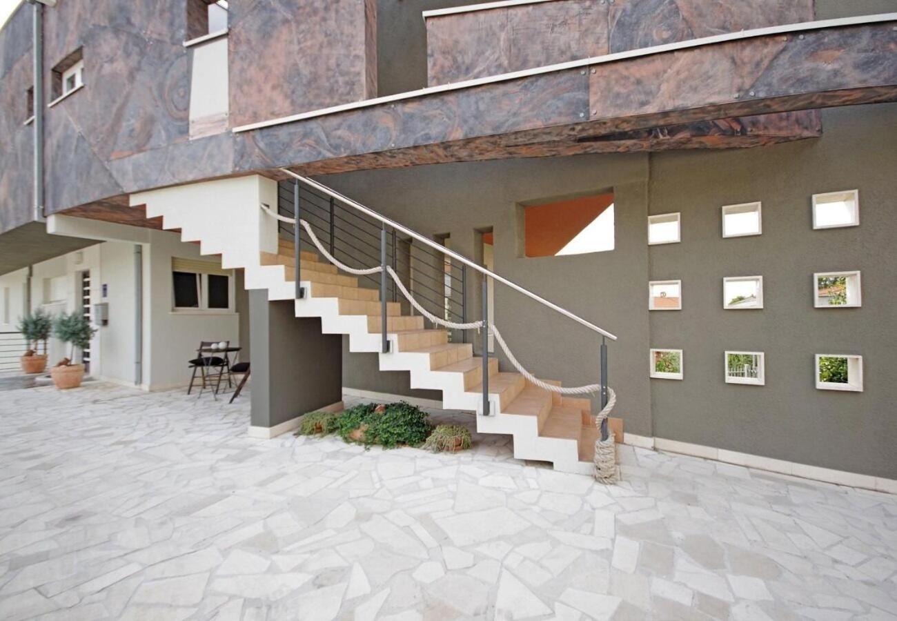 Apartments Javi - Free Private Parking Trogir Eksteriør bilde