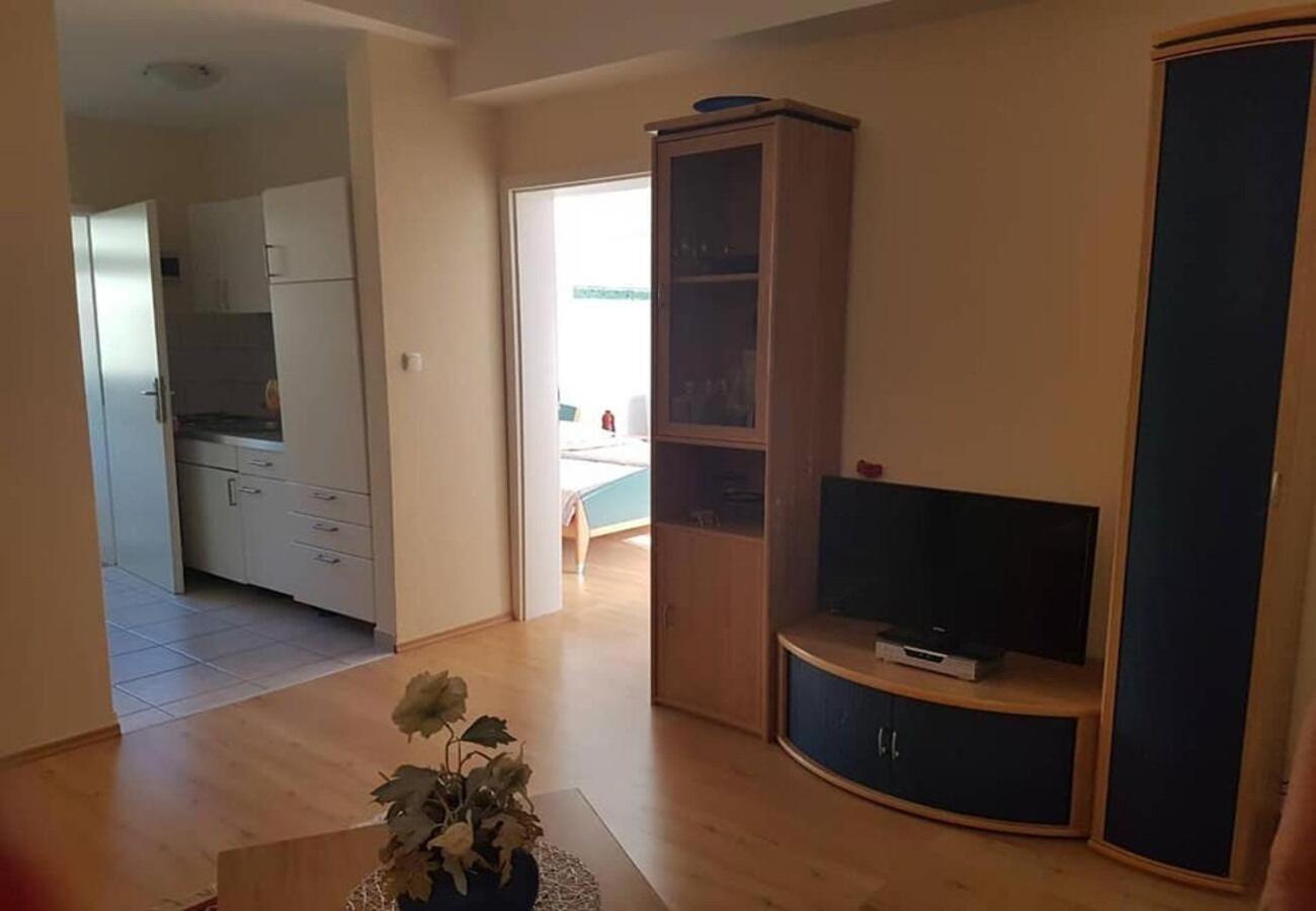 Apartments Javi - Free Private Parking Trogir Eksteriør bilde